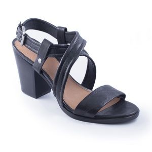 Frye Dani Criss Cross 8.5 Black NIB